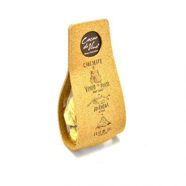 Portwein Schokolade mit Meersalz und Mandeln von Cacao di Vine